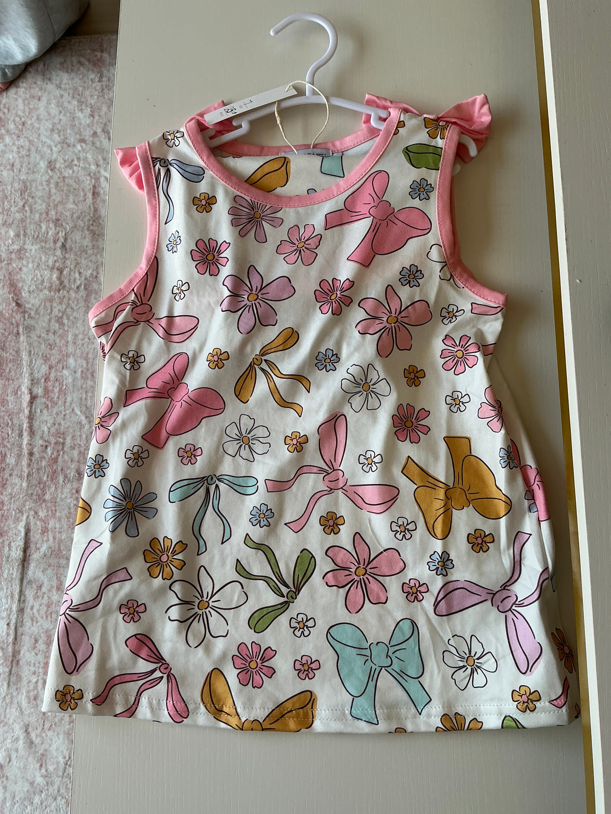 Bow shorts set size 7